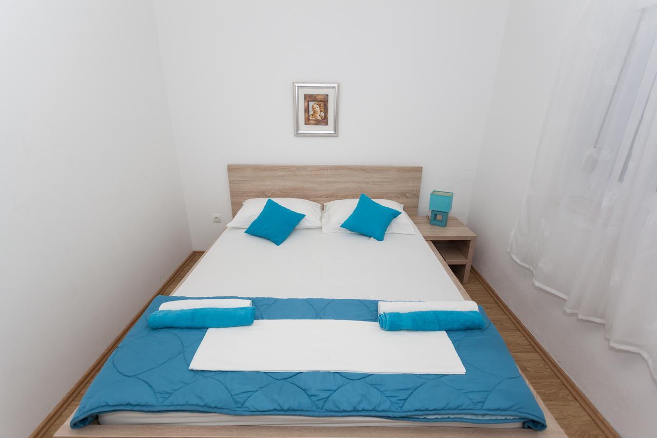 Apartment Dome Biograd Na Moru Esterno foto