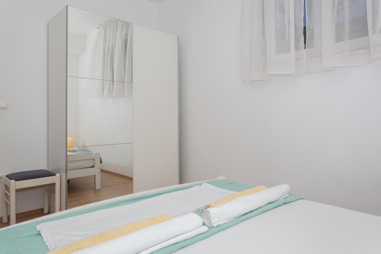 Apartment Dome Biograd Na Moru Esterno foto